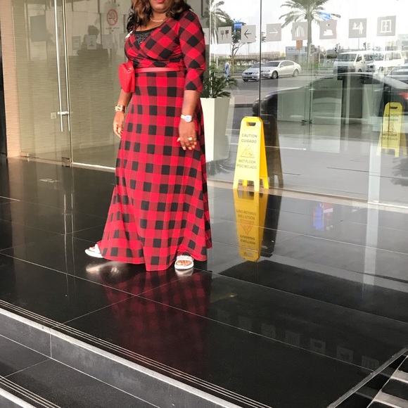 New Gingham print v-neck A-line Maxi dress - Picture 6 of 8